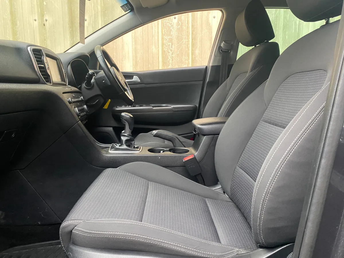 Kia Sportage 2017///SAT NAV//CAMERA // - Image 4