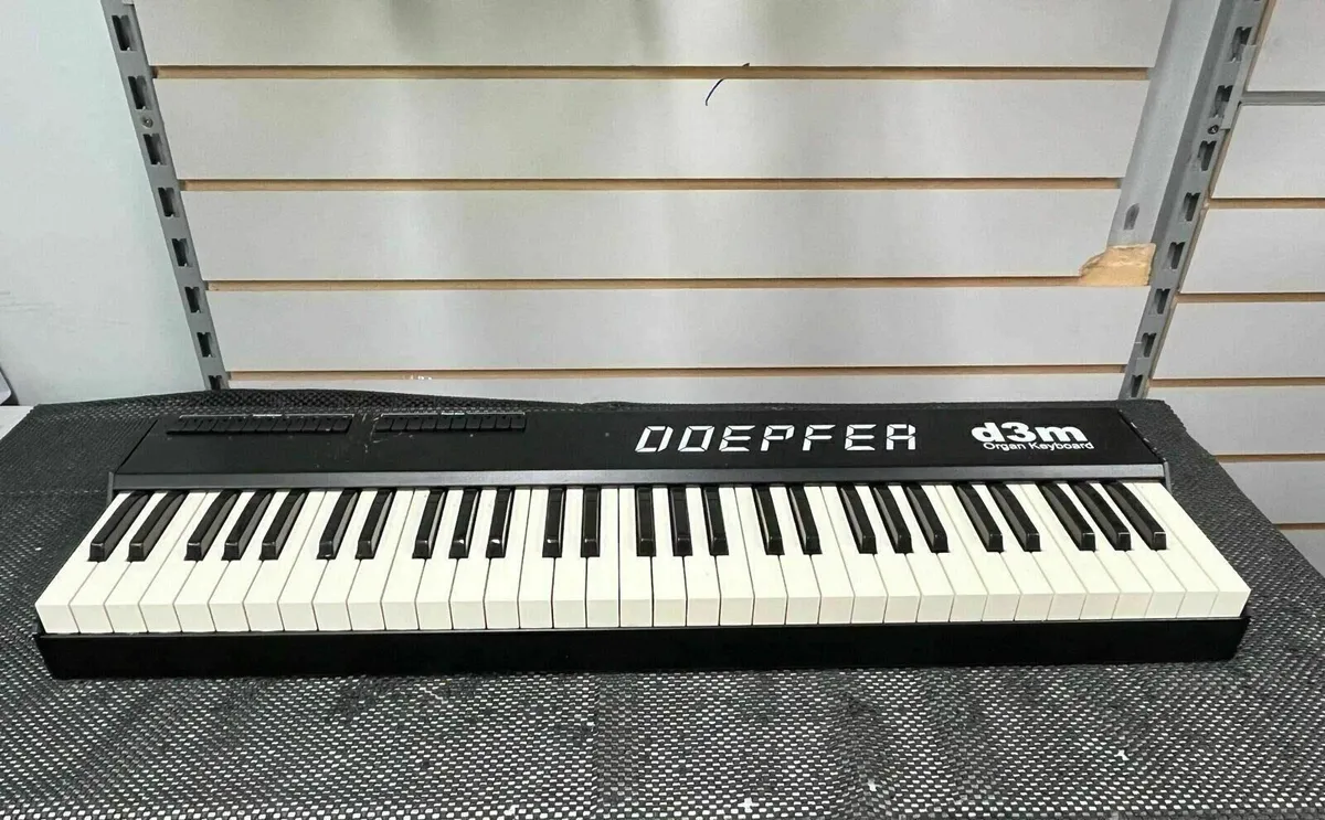 Doepfer D3M Midi Organ Keyboard - Image 1