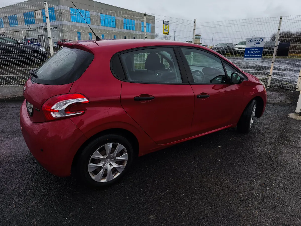 PEUGEOT 2013 208 1.0 ,LOW KM - Image 2