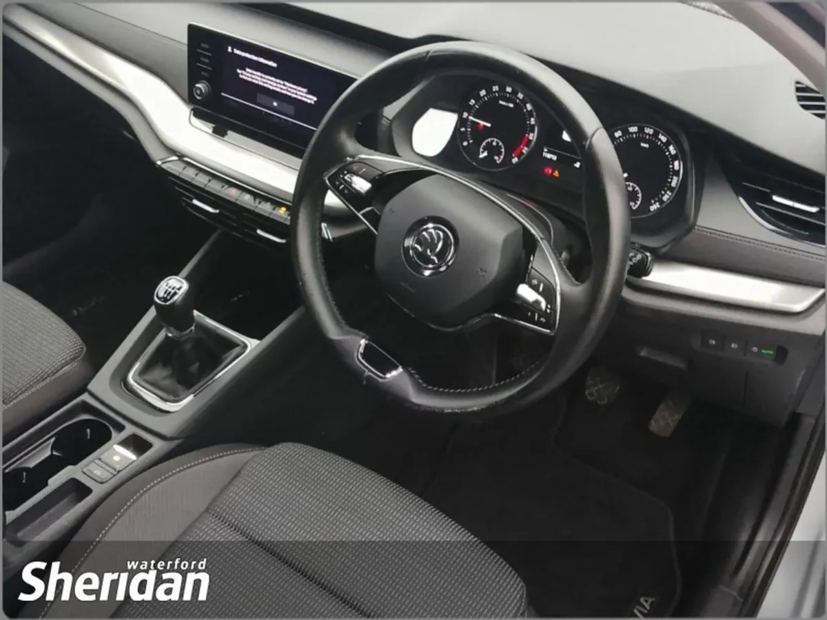 Skoda Octavia 2.0 TDI AMB - Image 2