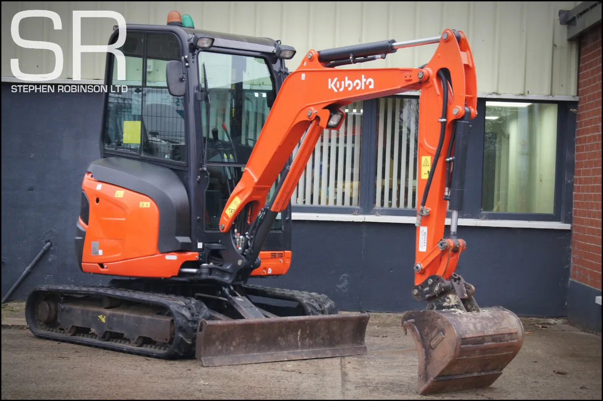 2021 Kubota U27-4 - Image 1