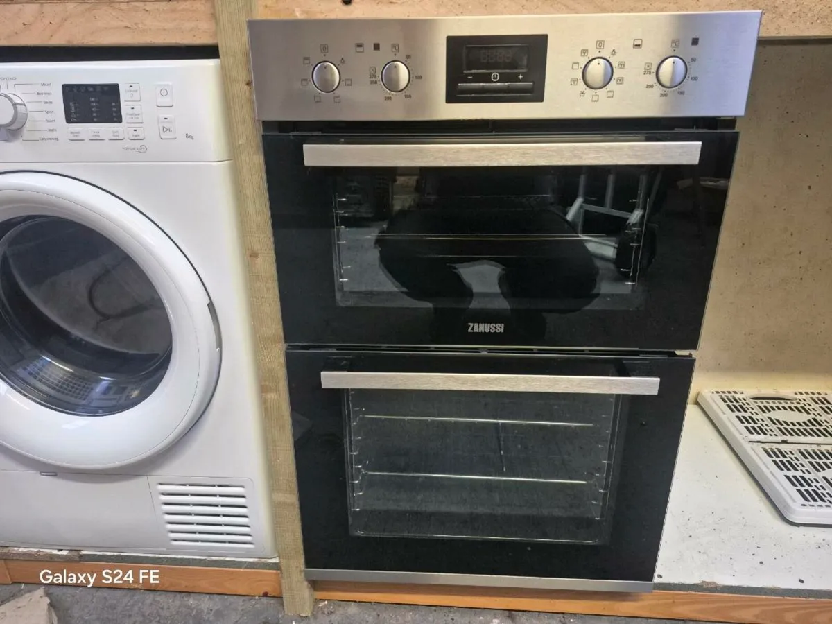 Zanussi Built in double oven - Image 3