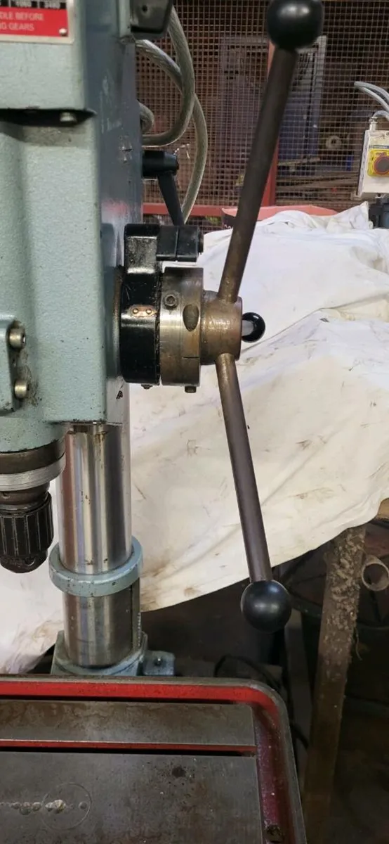 Pillar drill gear driven - Image 4