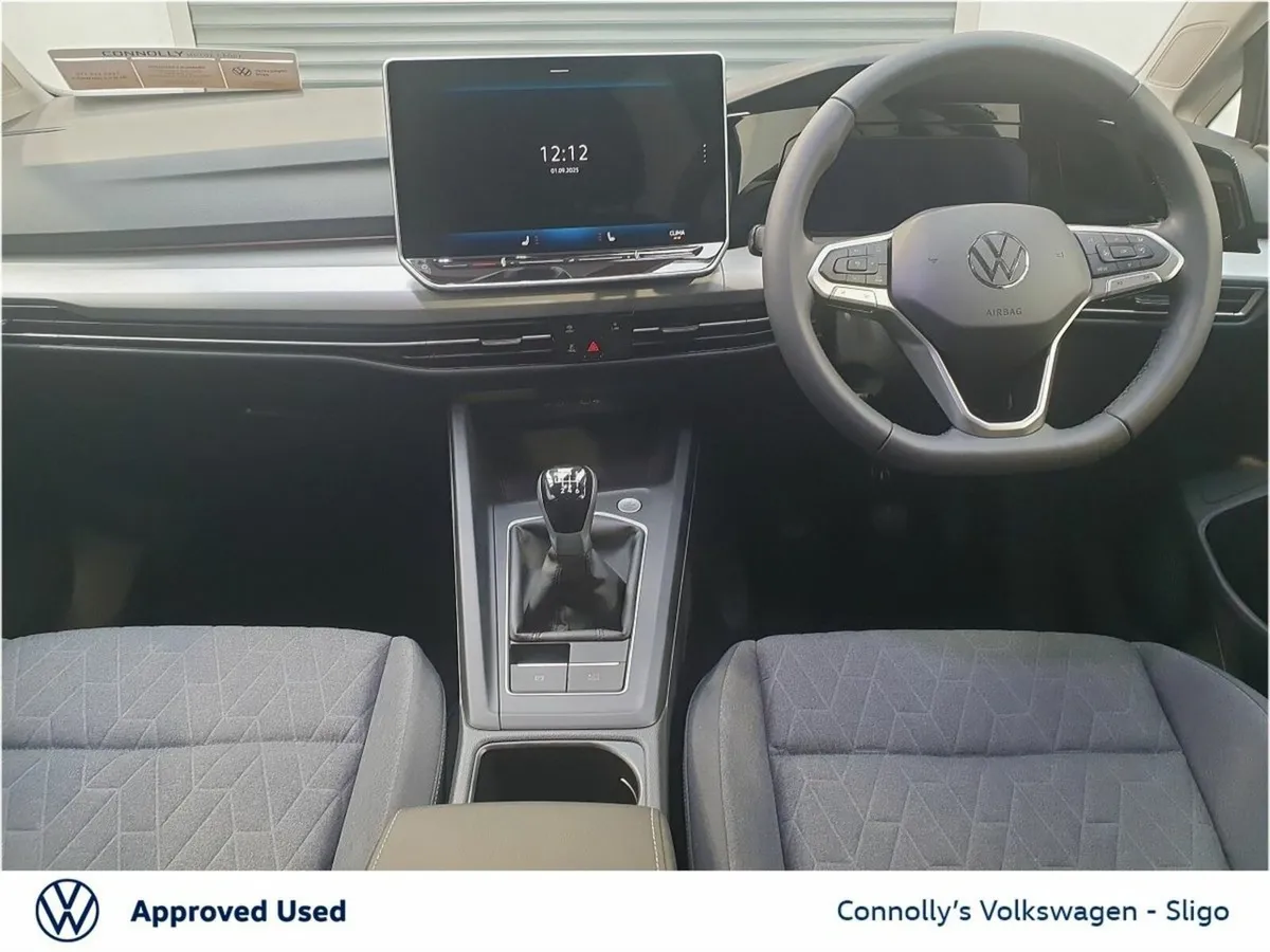 Volkswagen Golf EDITION 75 2.0 TDI 116HP - Image 3