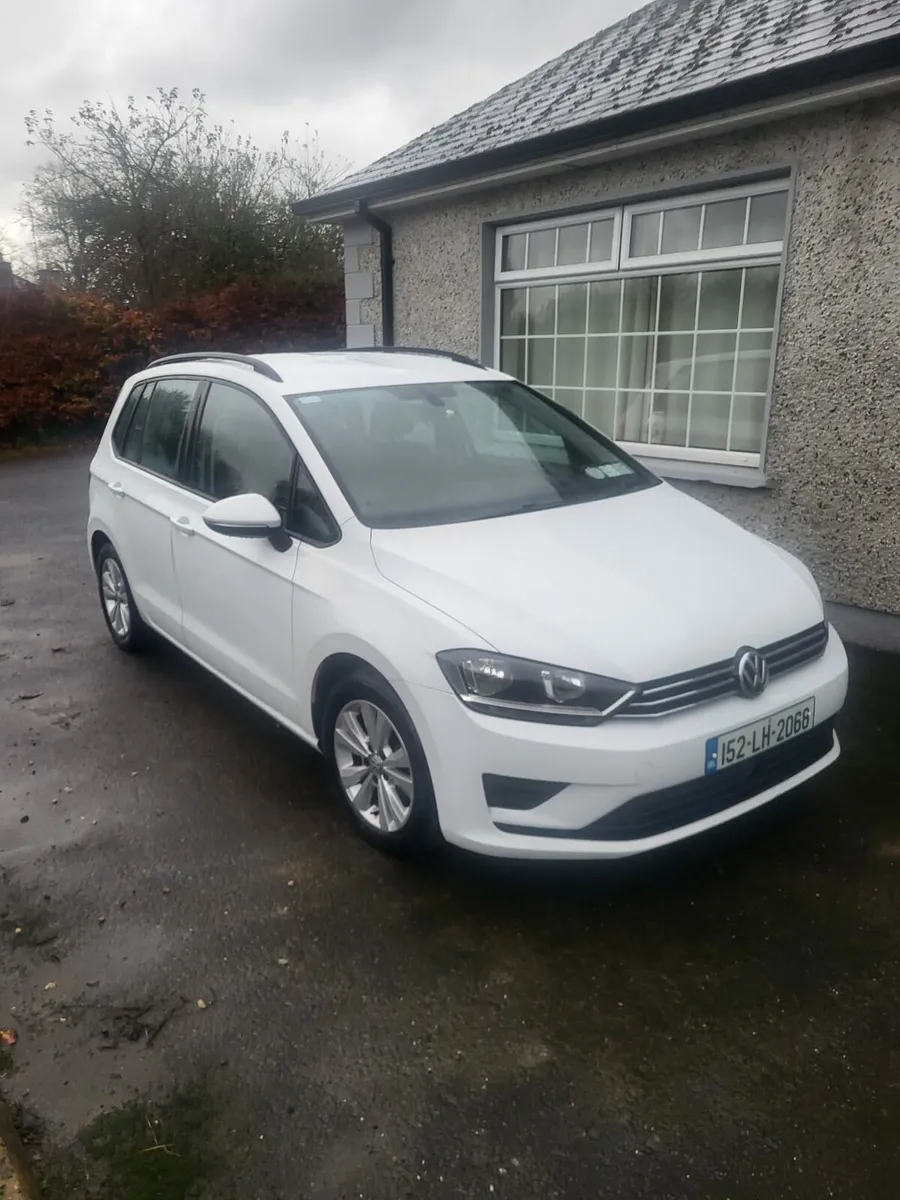 Volkswagen Golf - Image 1