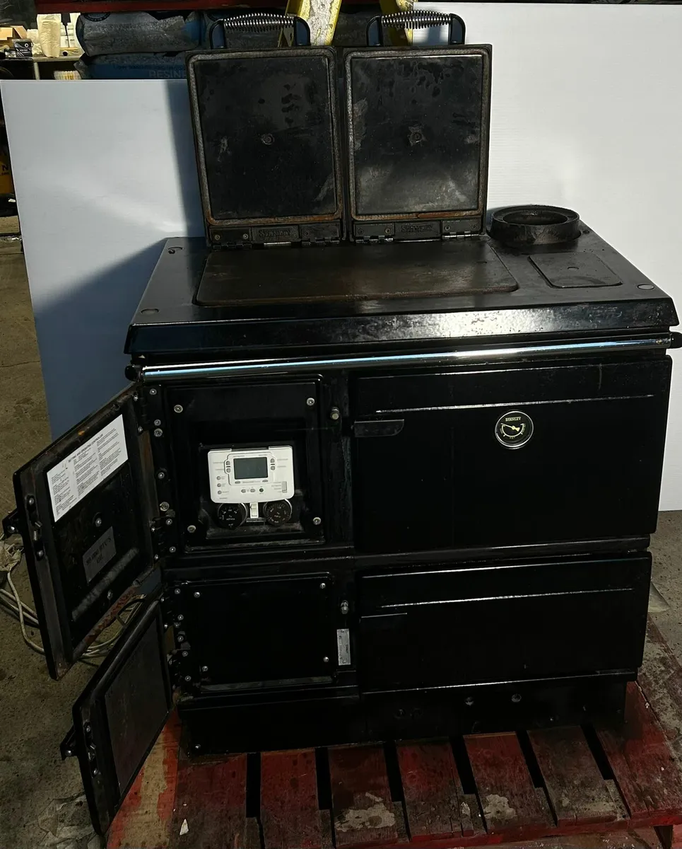 Oil fired Stanley cooker - Image 4