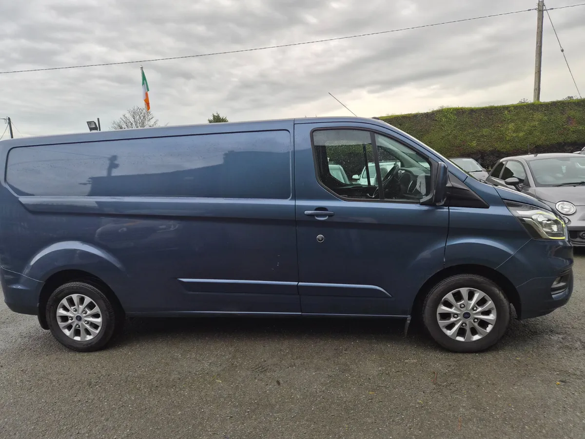 Ford Transit Custom 2019 Auto Limited - Image 4