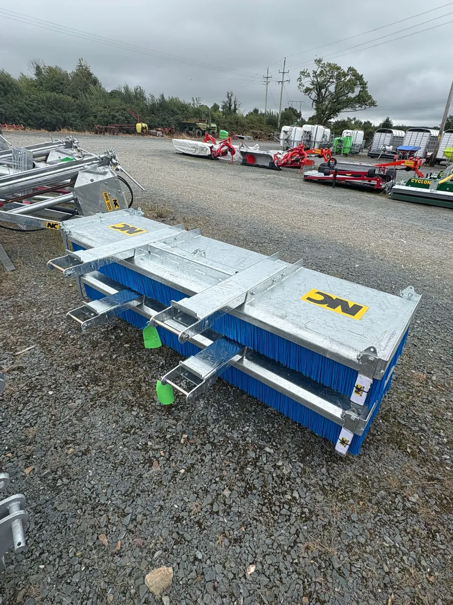 New NC Yard Sweeper Brush 2.5MTR - Image 2