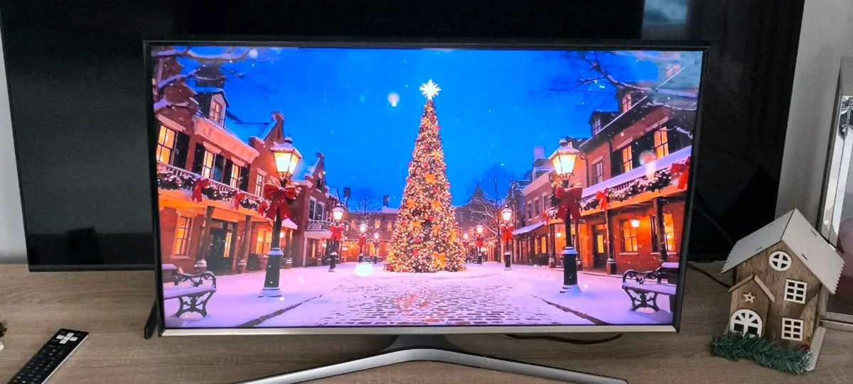 32"TV SAMSUNG, SMART - Image 2