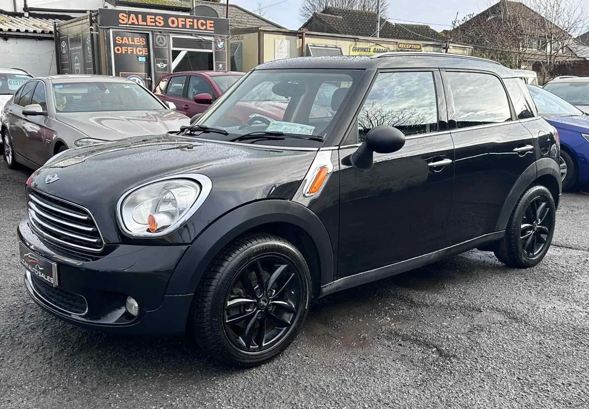 2012 Mini Countryman LOW MILEAGE, New NCT - Image 2