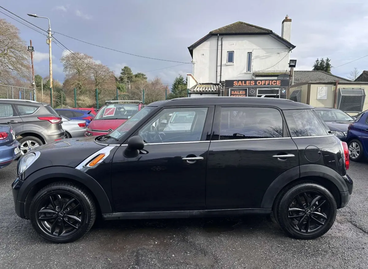 2012 Mini Countryman LOW MILEAGE, New NCT - Image 3
