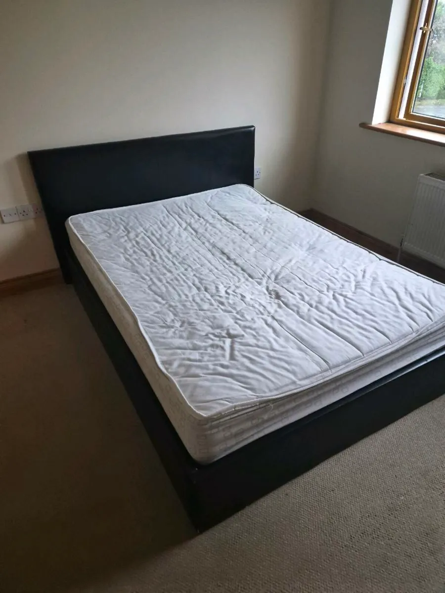 Bedroom furniture - Image 3