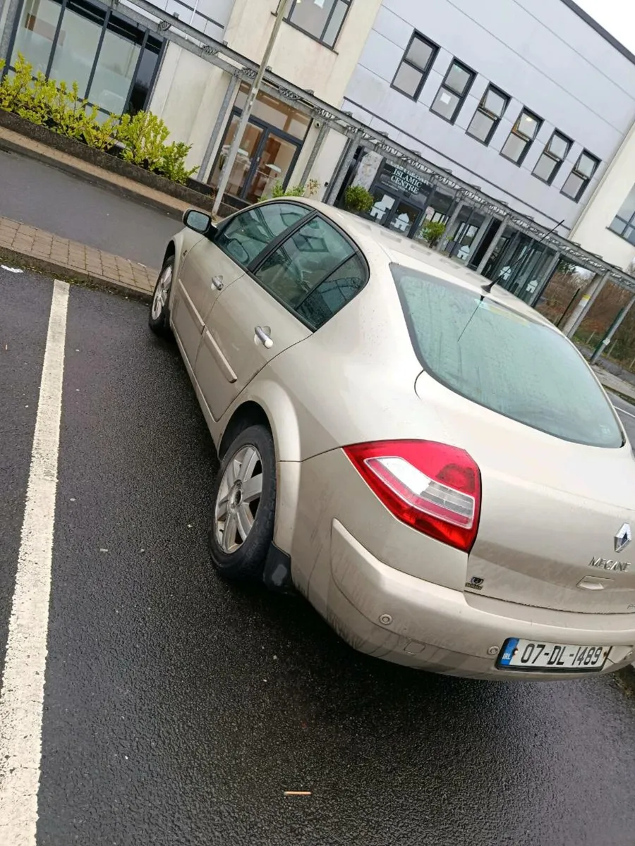 Renault Megane car - Image 4
