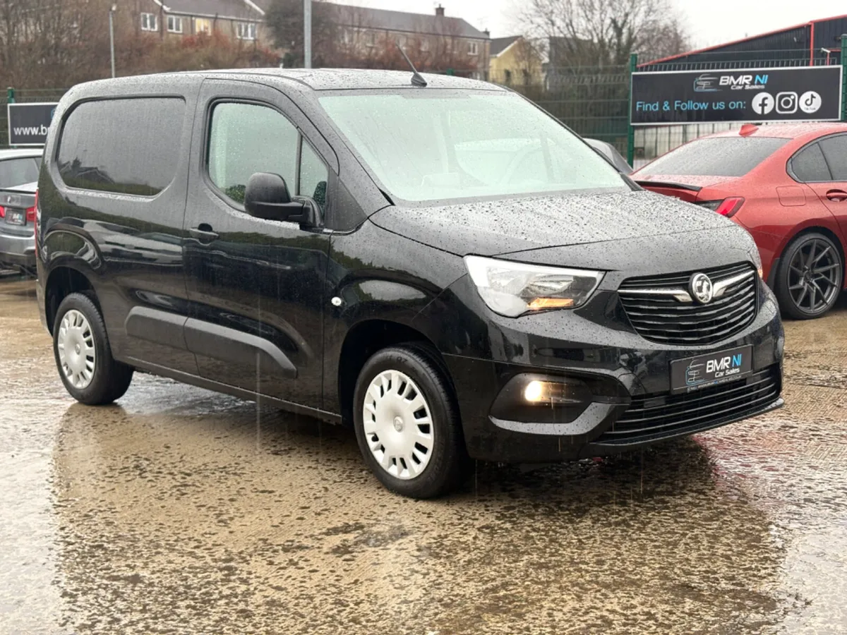 2022 VAUXHALL COMBO 6 SPEED NEW MODEL - Image 1