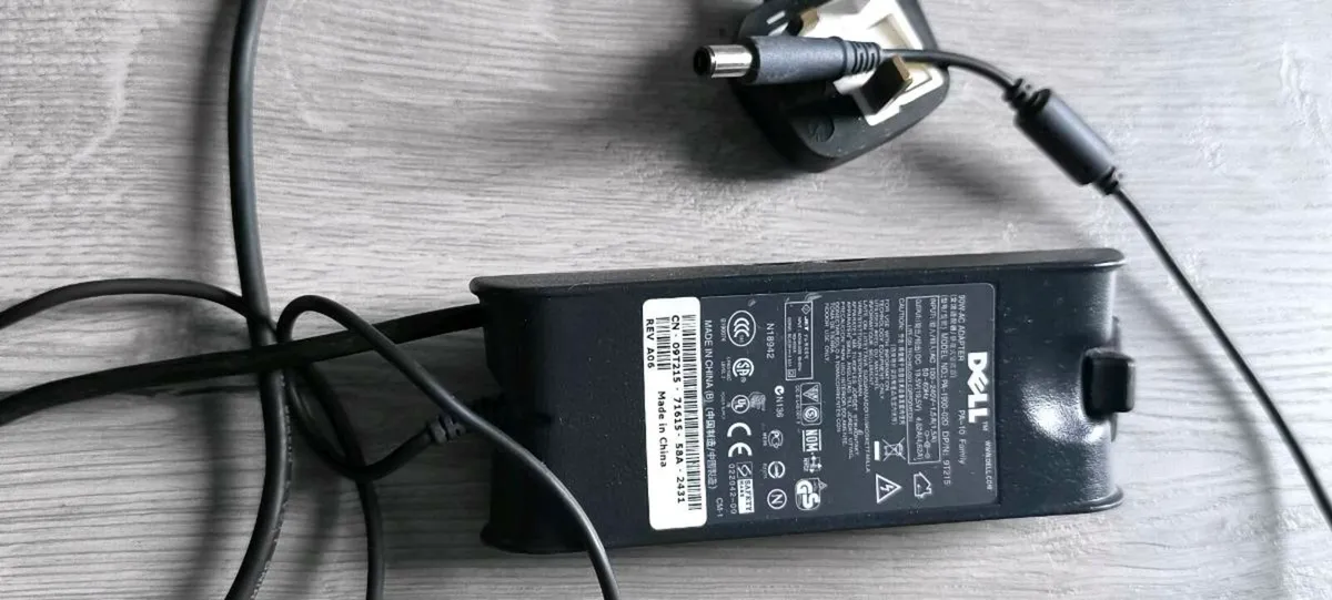 DELL ORIGINAL CHARGER FOR LAPTOP - Image 2