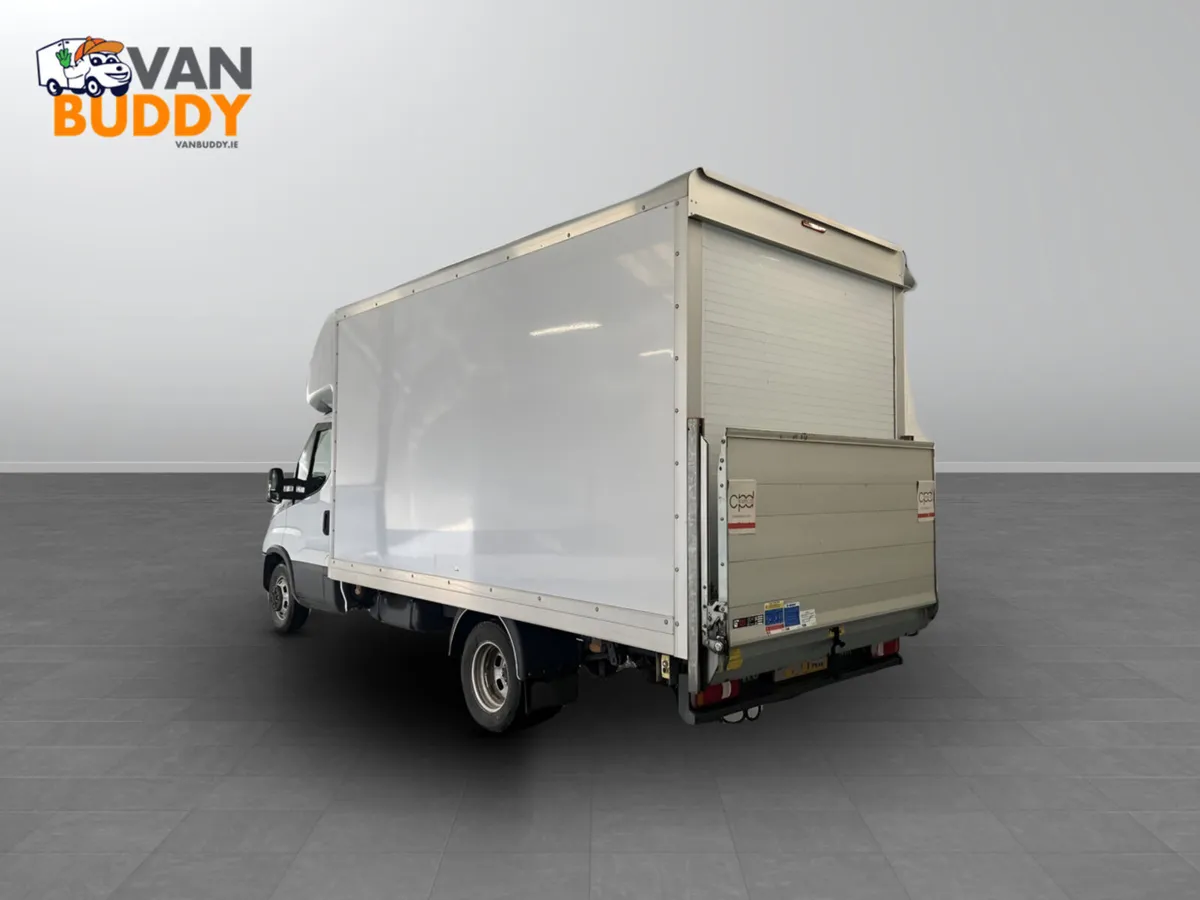 2023 Iveco Daily Luton Box Van - Image 1