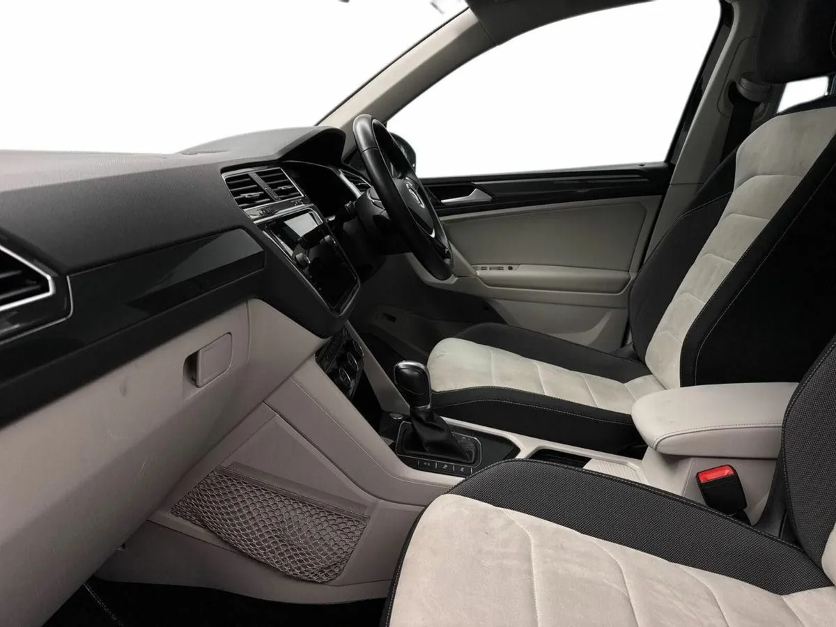 Volkswagen Tiguan 2.0TDI 150BHP DSG HIGHLINE *PRIC - Image 2