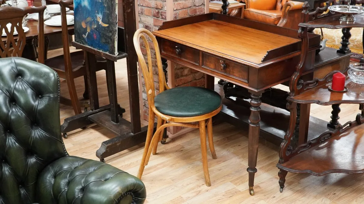 Victorian Mahogany Writing Desk with Gallery Top - Image 2