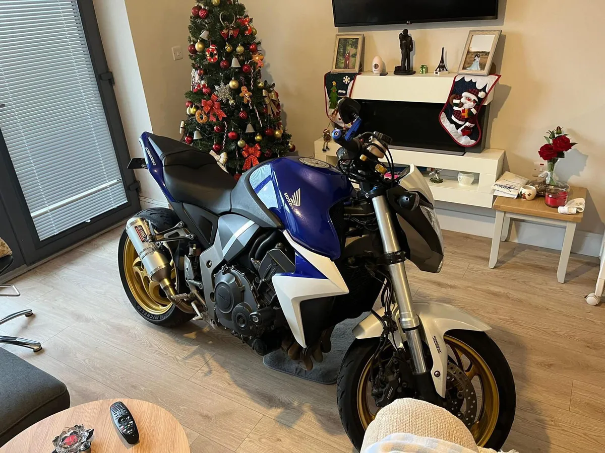 Honda CB 1000 Ra-d (2010) with low mileage. - Image 4