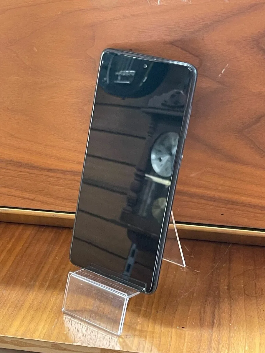 Samsung A71 - Image 1