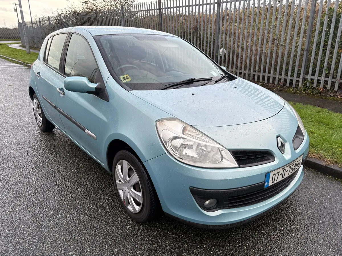 Renault Clio brand new nct low km, serviced - Image 1