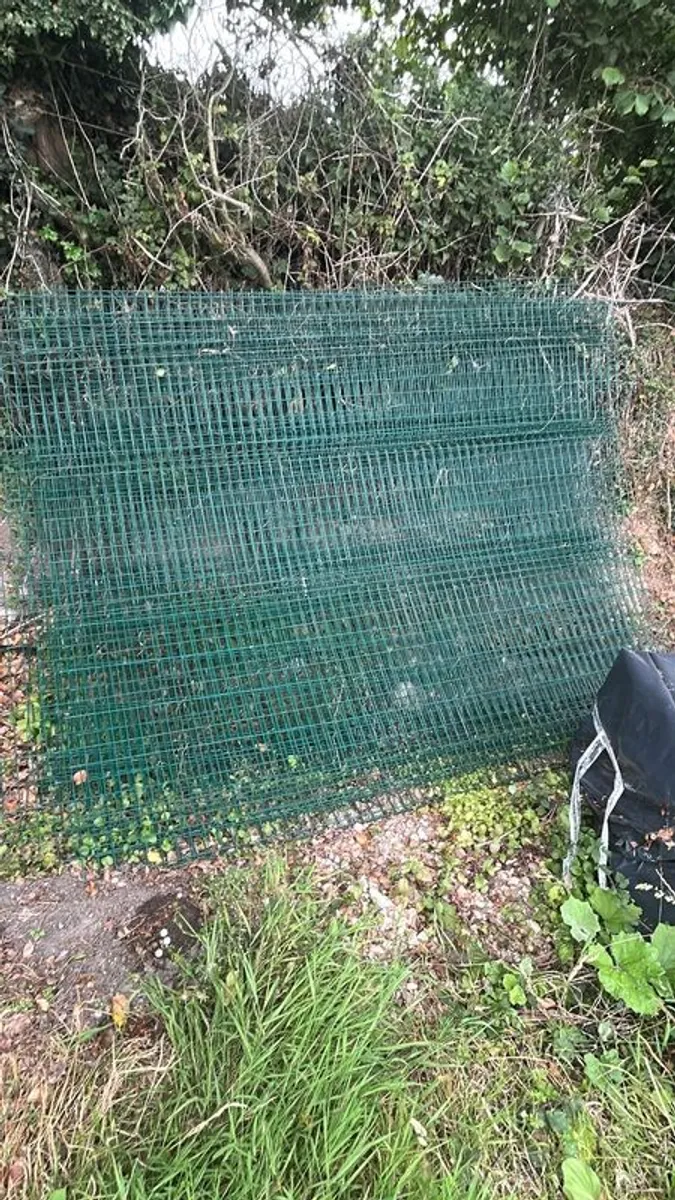 mesh fencing - Image 3