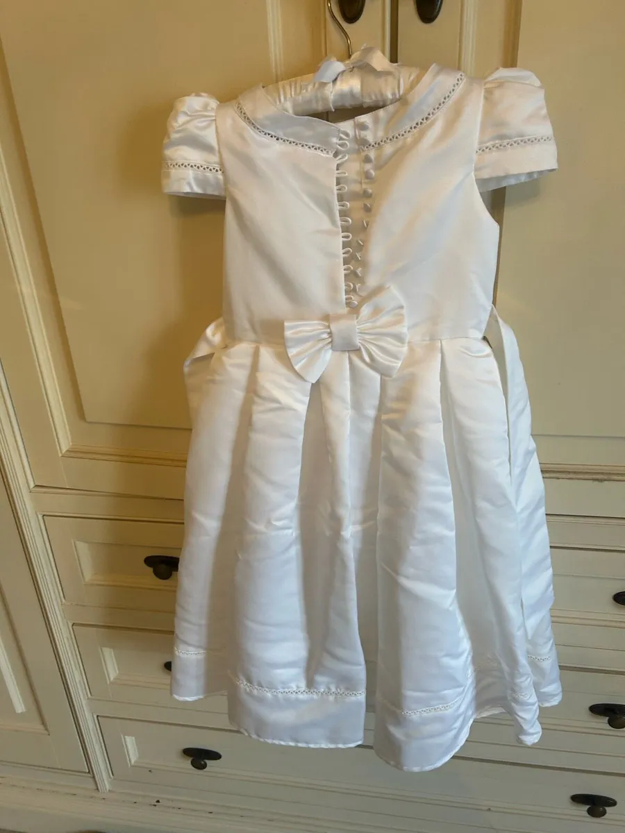 Holy communion dress - Image 4