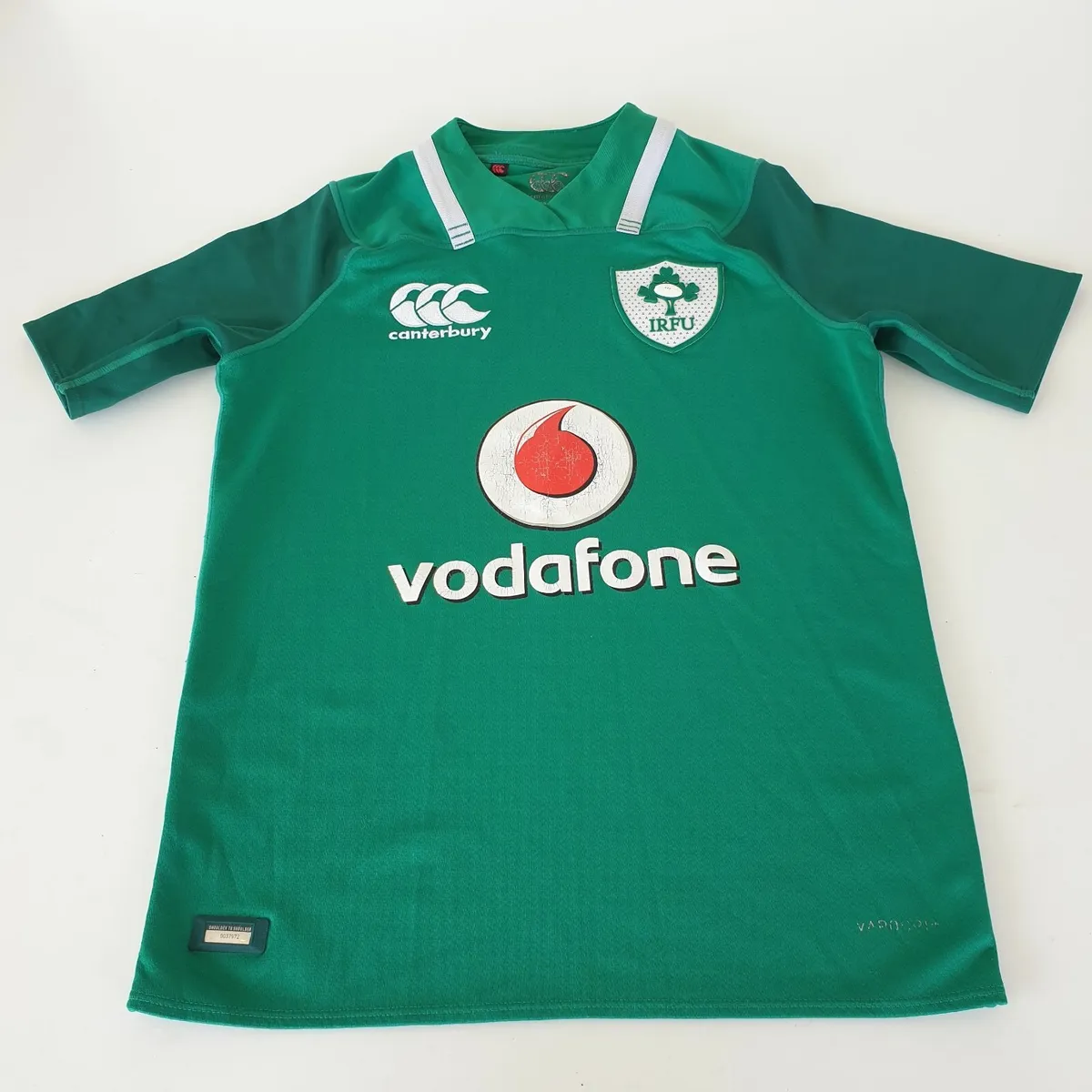 Ireland rugby 2017/18 jersey - Image 1