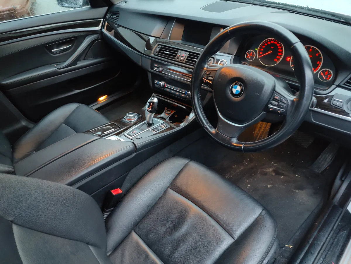 BMW 5-Series 2014 automatic - Image 3