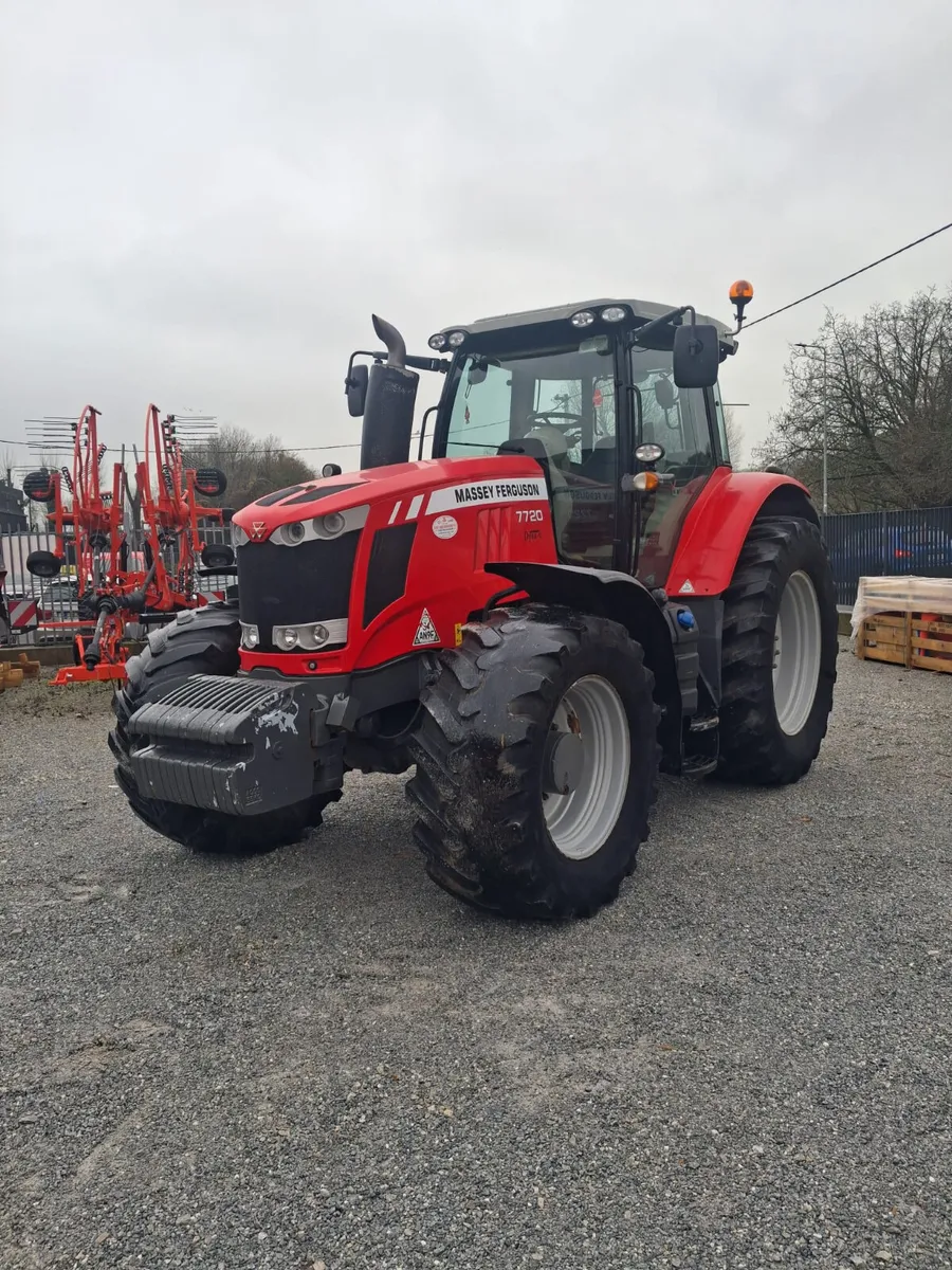 Massey Ferguson 7720S (2821A) - Image 1
