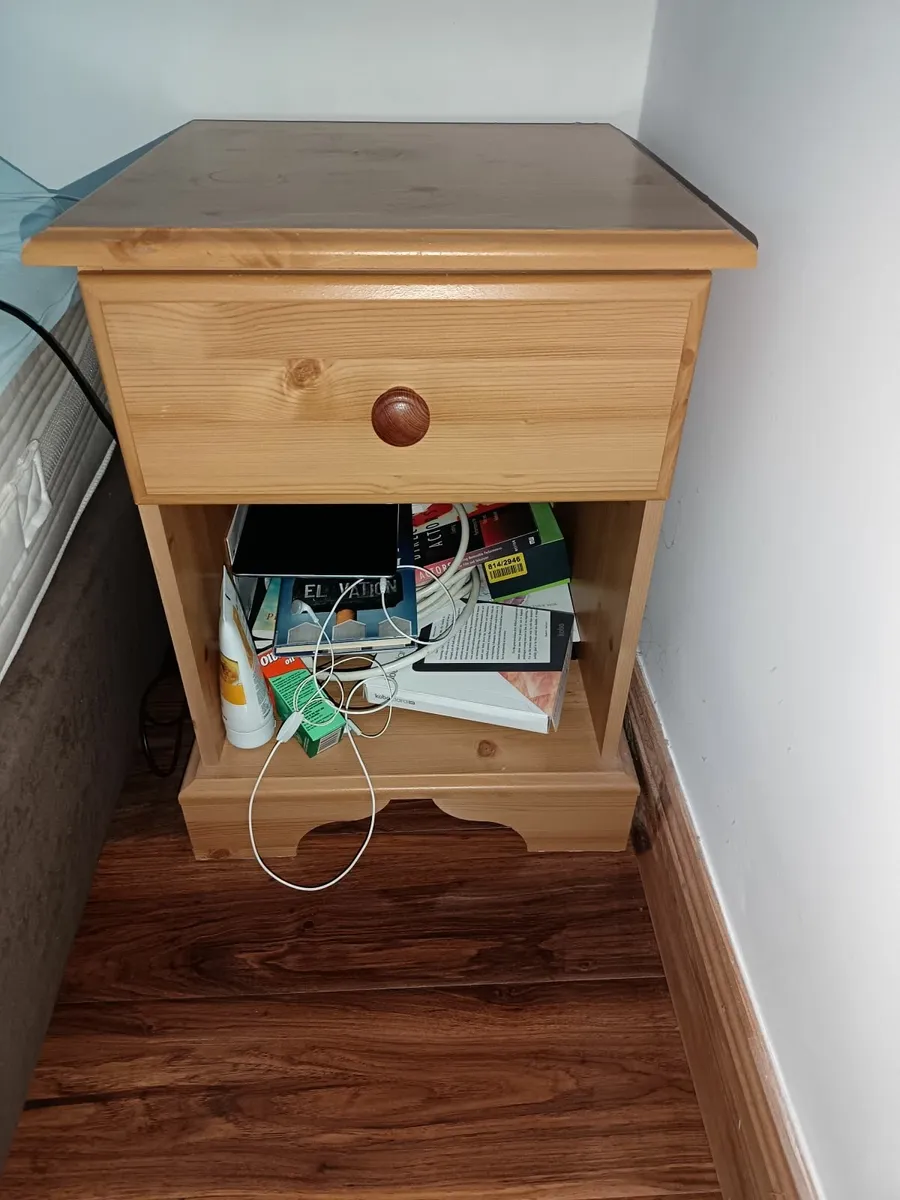 Bedside lockers (2) - Image 4