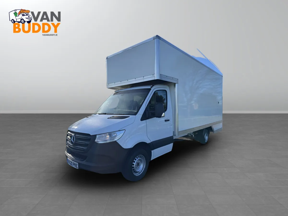 Mercedes-Benz Sprinter Luton Box Van - Image 4