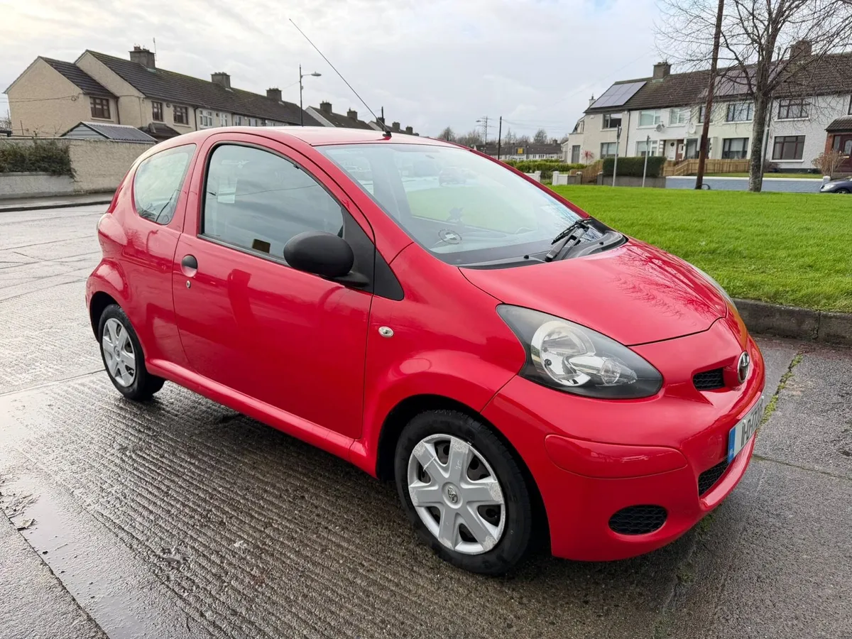 2011 Toyota Aygo NCT 07/26 ONE OWNER - Image 1