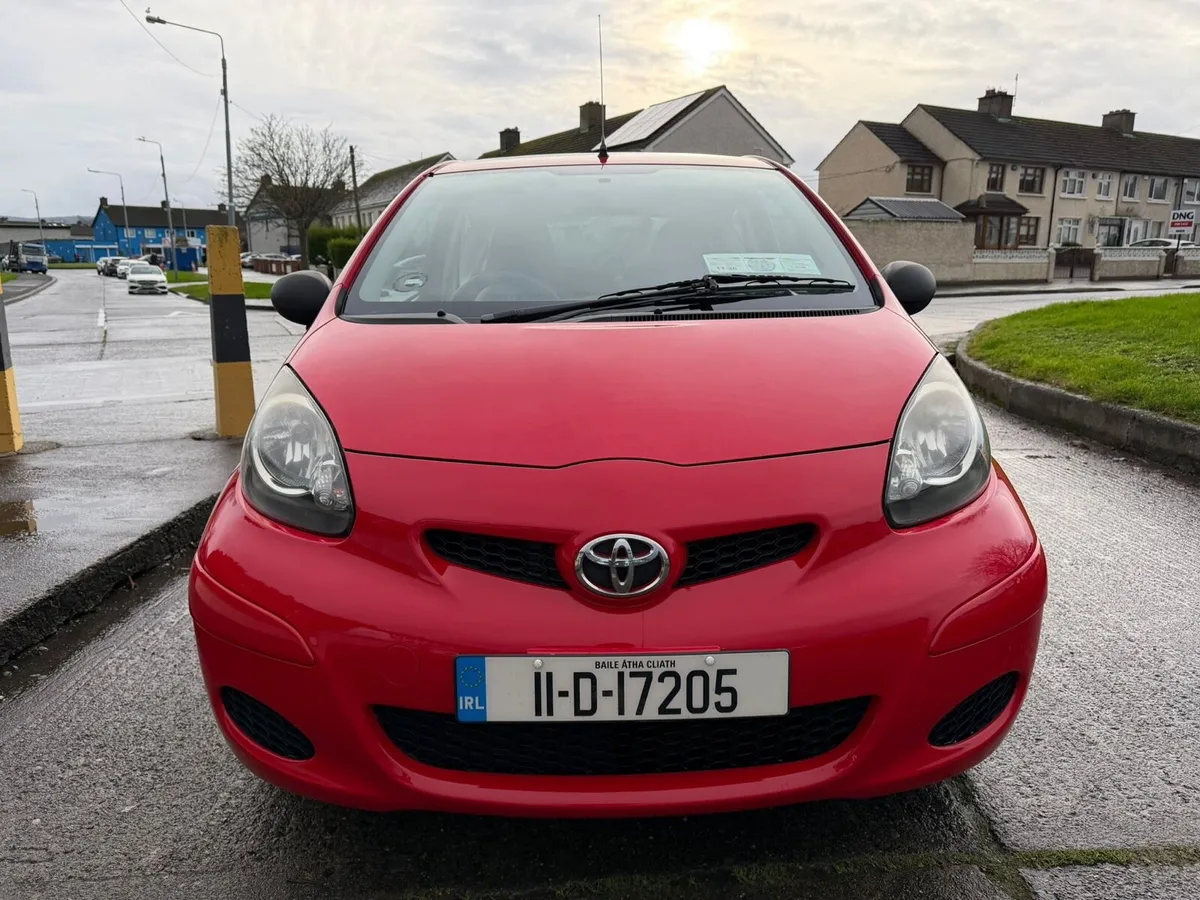 2011 Toyota Aygo NCT 07/26 ONE OWNER - Image 2