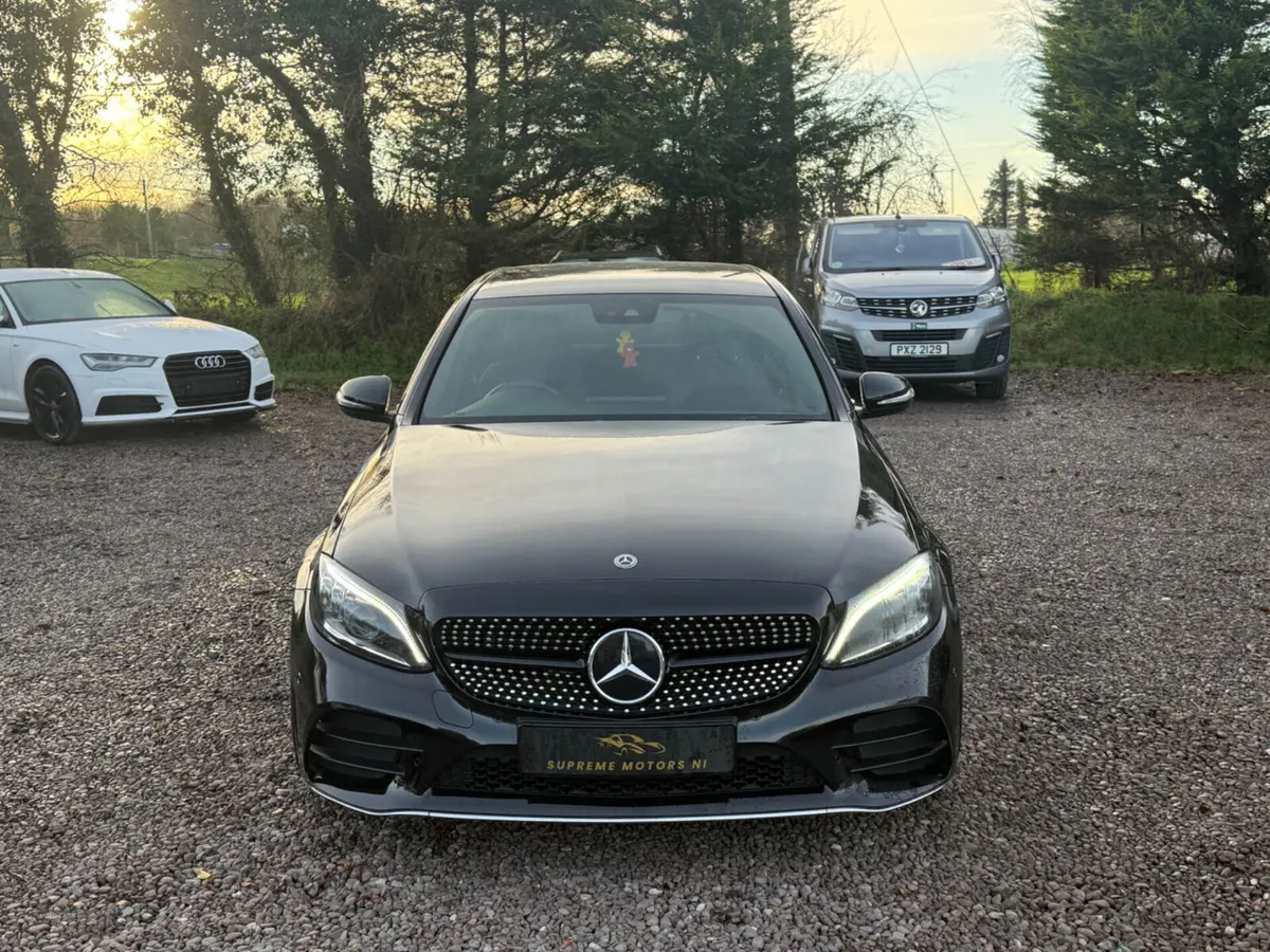 Mercedes-Benz C-Class 2019 - Image 2
