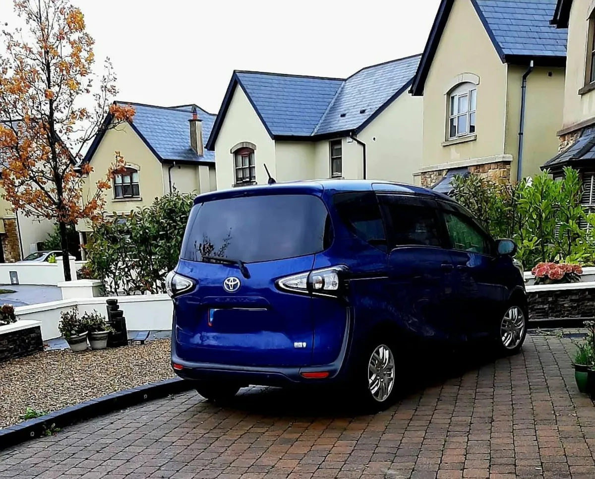 Toyota Sienta 2021 7Seater Cruise Keyless Warranty - Image 2