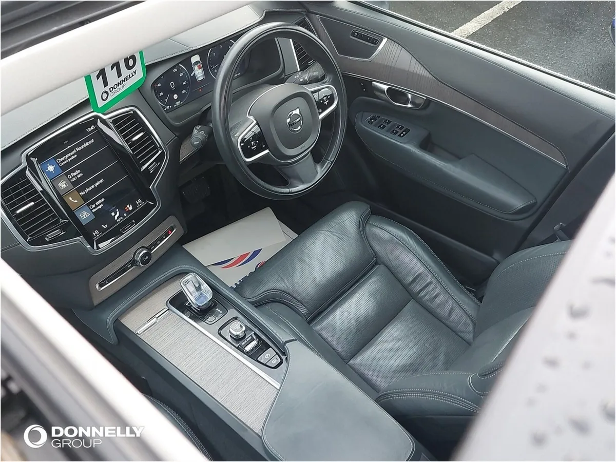 Volvo XC90 Diesel Estate Inscription Pro - Image 3
