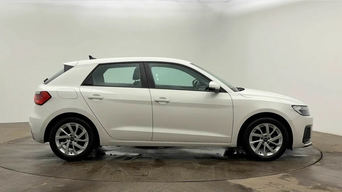 Audi A1 Sportback Sport - Image 3