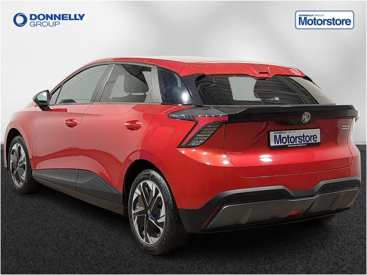 MG Mg4 Hatchback SE - Image 2