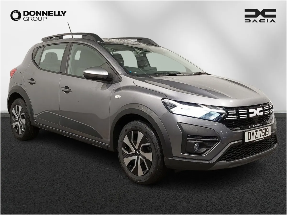 Dacia Sandero Stepway Hatchback Expression - Image 1