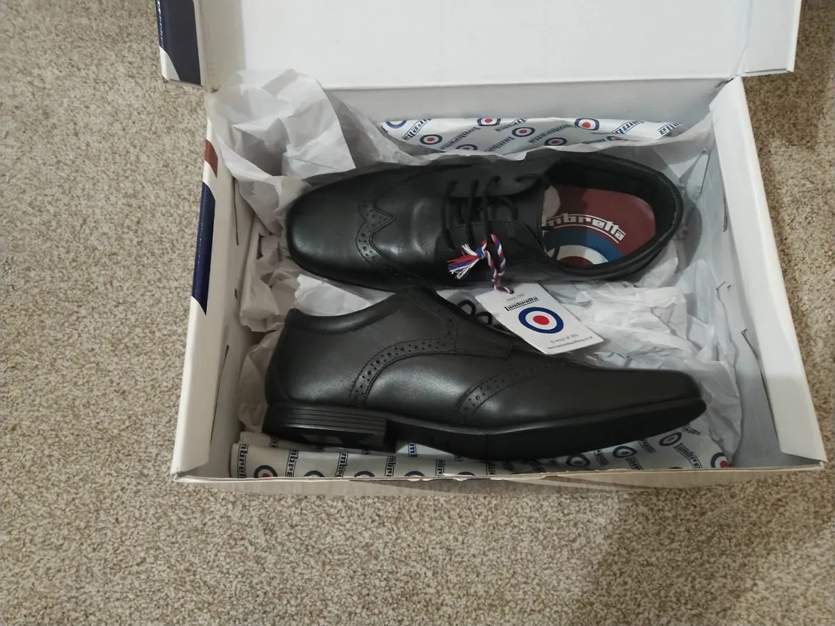 Brand new mens shoes - Image 1