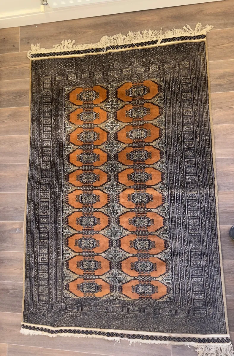 Genuine Pakistani Rug - Image 1