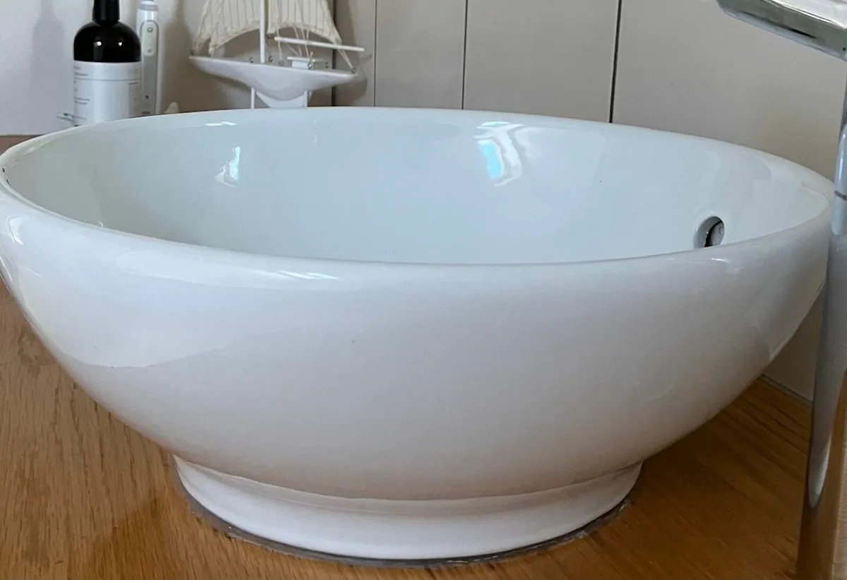 Bathroom Sink - Image 3