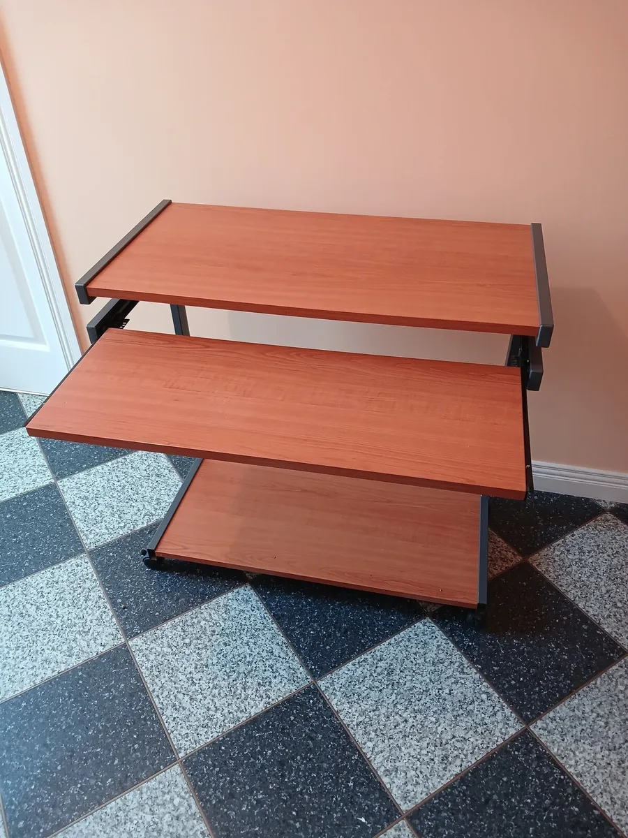 Table/Desk - Image 3