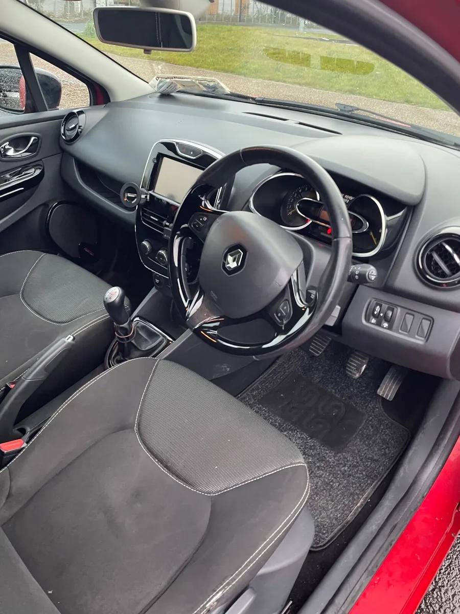 Renault Clio 2014 - Image 4