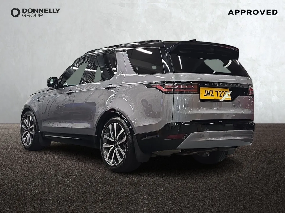 Land Rover Discovery Diesel Sw Dynamic SE - Image 2