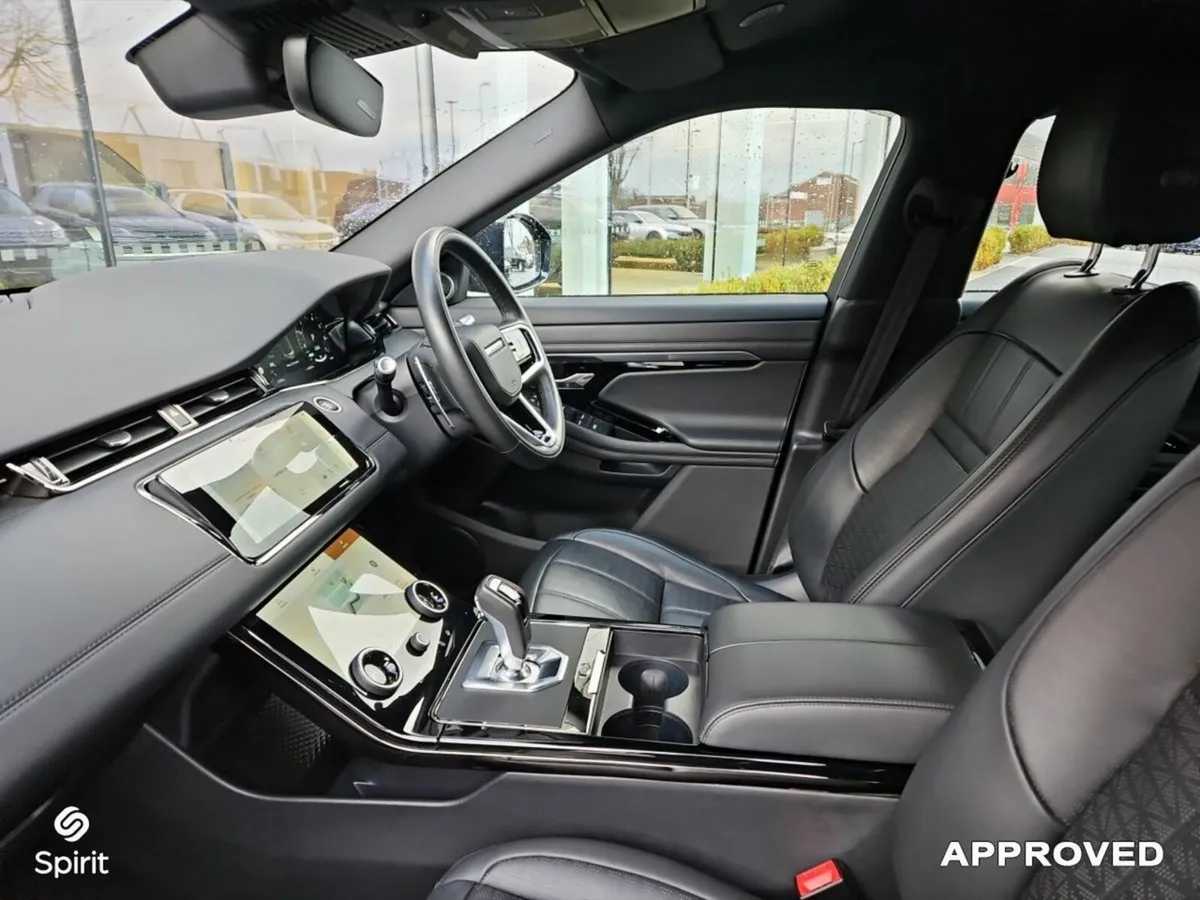 Land Rover Range Rover Evoque 1.5 PHEV AWD HSE R-D - Image 3