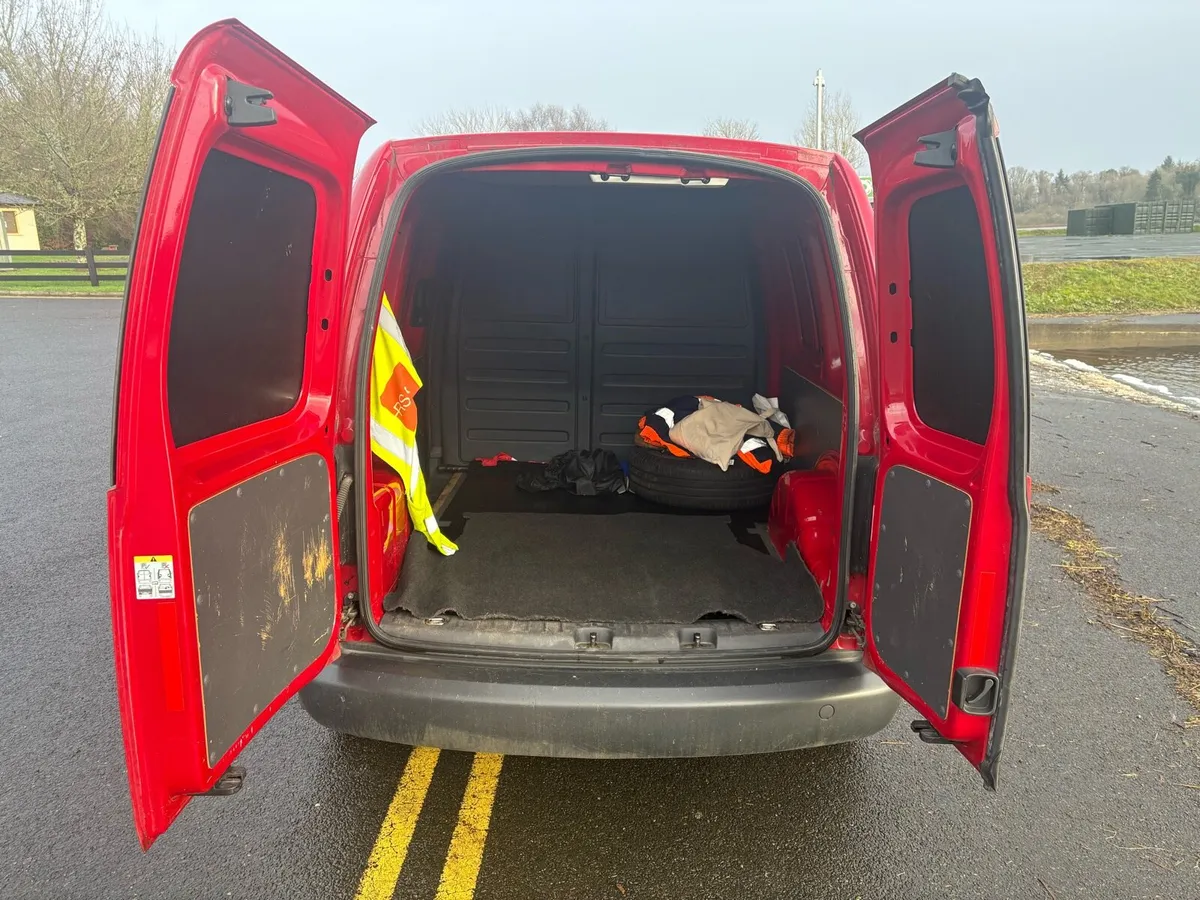 Volkswagen Caddy - Image 4
