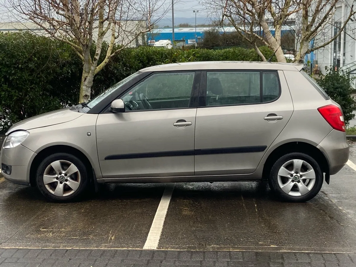 2010 skoda fabia NEW NCT 10/26 - Image 2