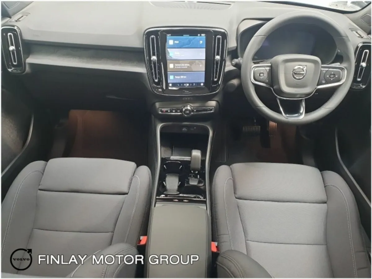 Volvo EC40 Recharge Single Motor Extended Range - Image 3